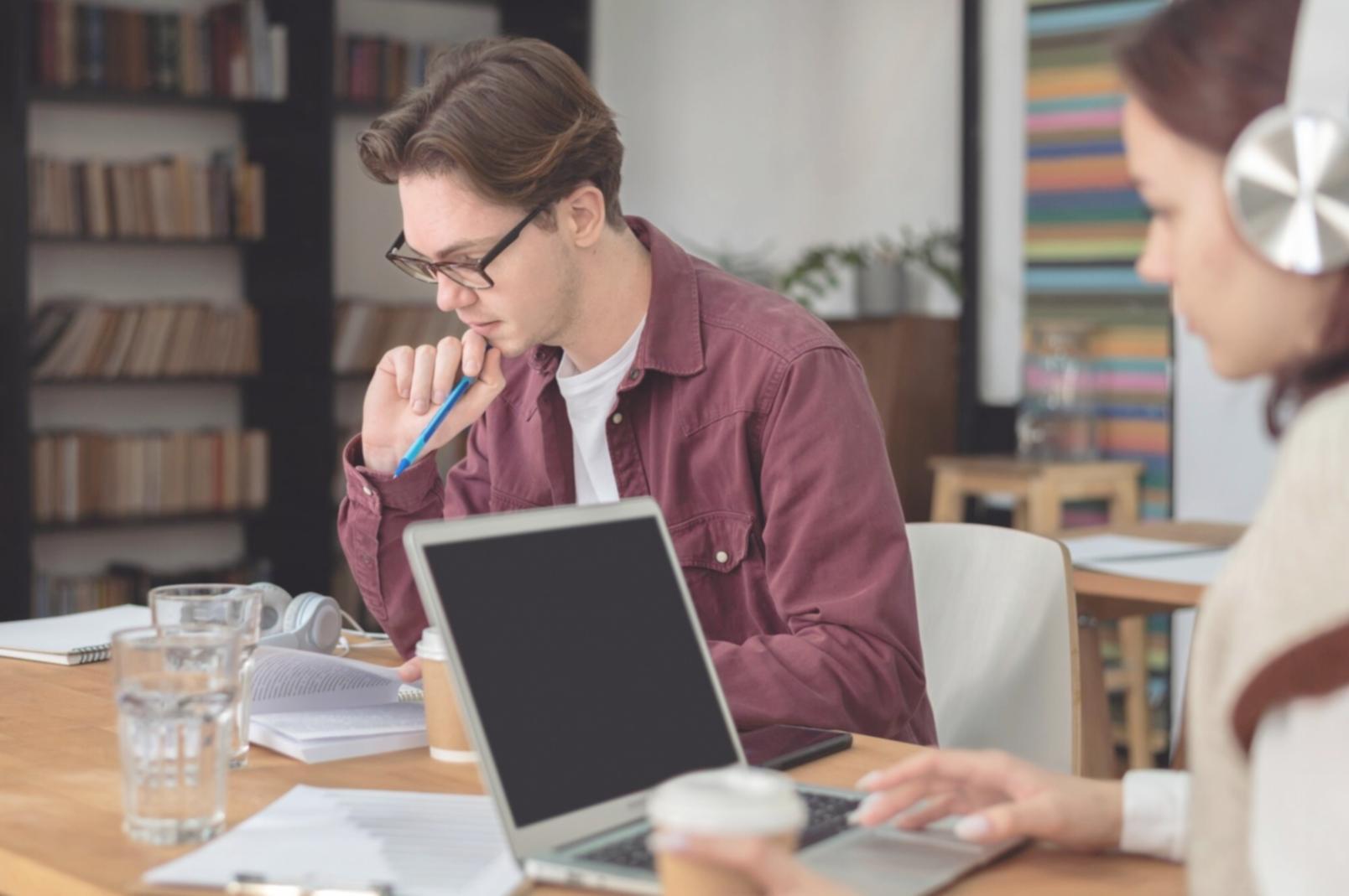 Long-tail keyword research methodology and data analysis